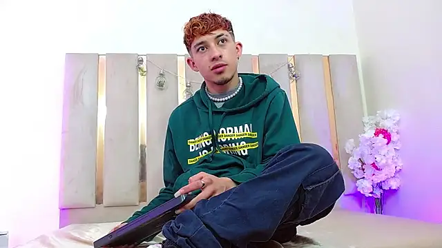 Axel tay online show from 23, 10, 2025