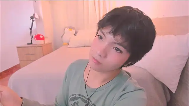 AllanYong18 online show from 8, 2, 2026