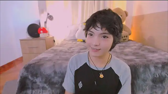 AllanYong18 online show from 15, 3, 2026