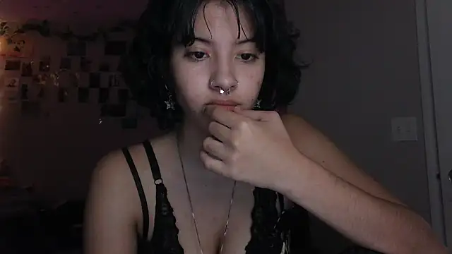 Rubyred2369 online show from 19, 1, 2025