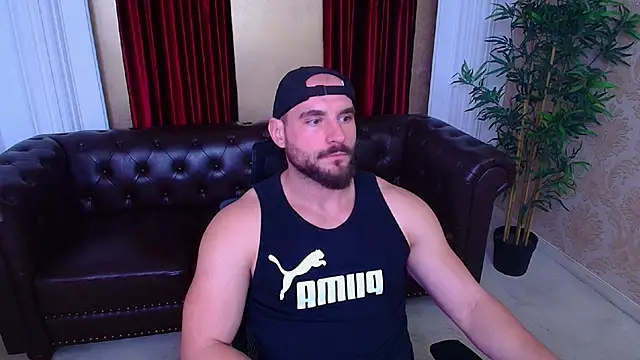 Snapshot of AdamJamesonn chatting on 15, 9, 2025 AdamJamesonn online show from 15, 9, 2025