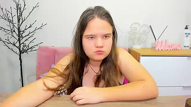 AdeleCruz online show from 11, 2, 2025