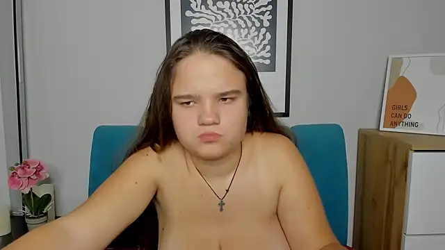 AdeleCruz online show from 4, 11, 2025