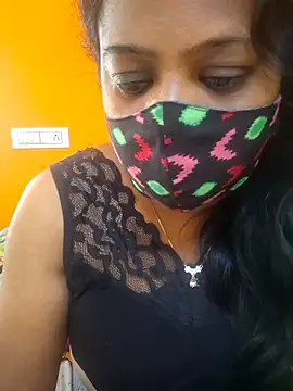 Snapshot of kanikasree chatting on 17, 12, 2025 kanikasree online show from 17, 12, 2025