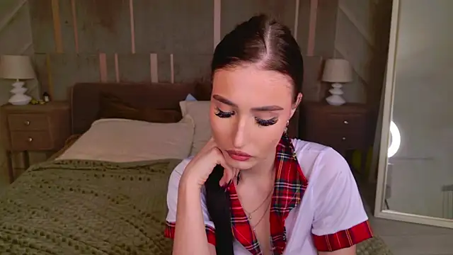 EmmaLawrens online show from 25, 1, 2025