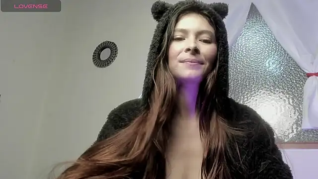 Aleska Miami online show from 10, 2, 2025