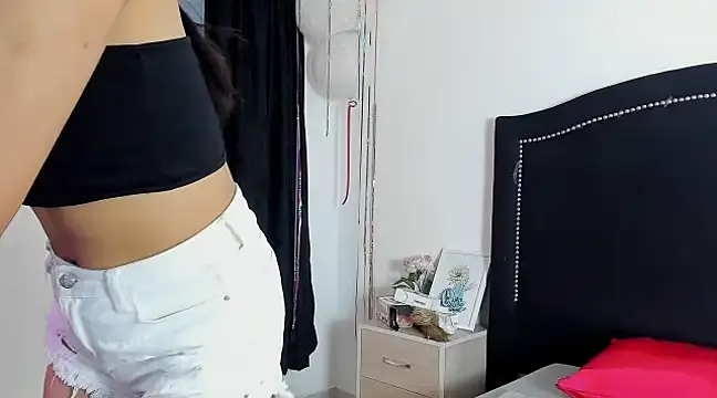 Cleo Hott online show from 22, 3, 2025