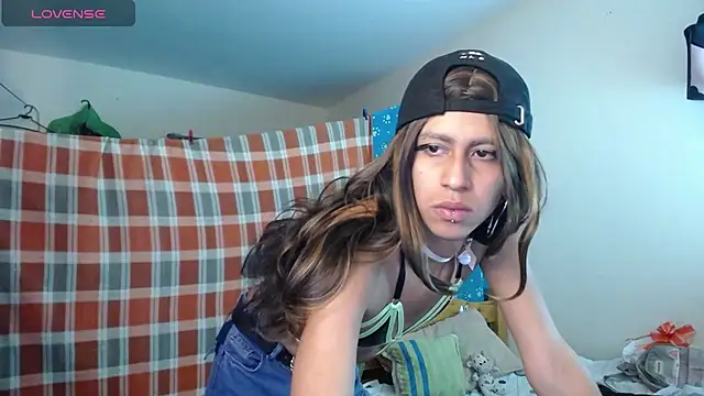 Snapshot of boysLittle chatting on 9, 1, 2026 boysLittle online show from 9, 1, 2026