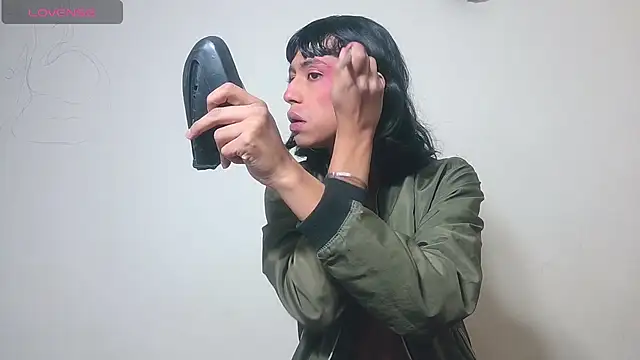 Snapshot of boysLittle chatting on 5, 2, 2026 boysLittle online show from 5, 2, 2026