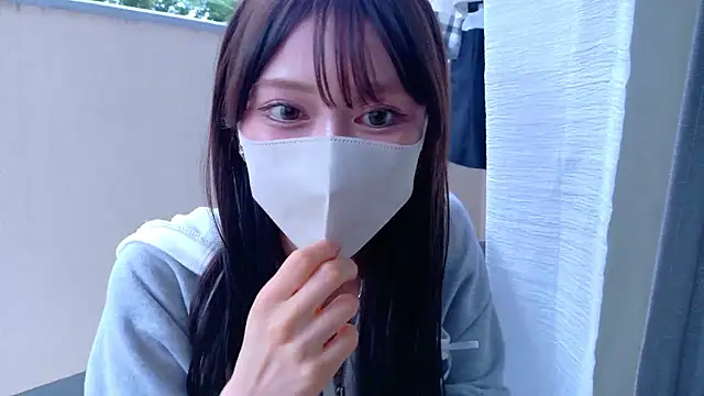 Snapshot of riken_jp chatting on 5, 10, 2025 riken jp online show from 5, 10, 2025