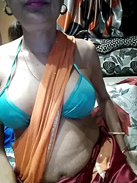 Snapshot of SANA-LEONI chatting on 28, 2, 2025 SANA-LEONI online show from 28, 2, 2025