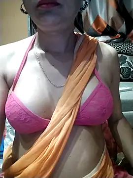 Snapshot of SANA-LEONI chatting on 19, 3, 2025 SANA-LEONI online show from 19, 3, 2025