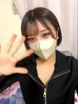 Snapshot of sakuchaaa_2525 chatting on 25, 9, 2025 sakuchaaa 2525 online show from 25, 9, 2025