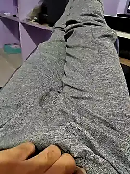 Snapshot of braveman999 chatting on 8, 1, 2025 braveman999 online show from 8, 1, 2025