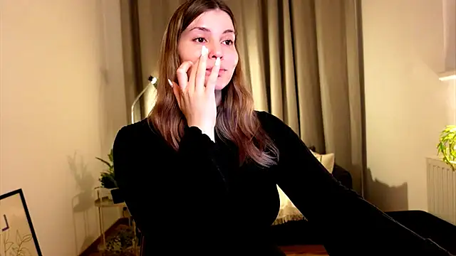 ShyHotNerd online show from 22, 1, 2025