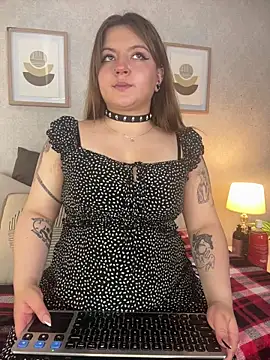 Veronica simons online show from 23, 3, 2026