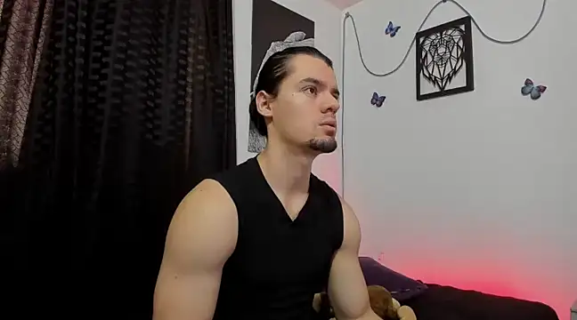 Snapshot of maxi_styles chatting on 24, 1, 2025 maxi styles online show from 24, 1, 2025