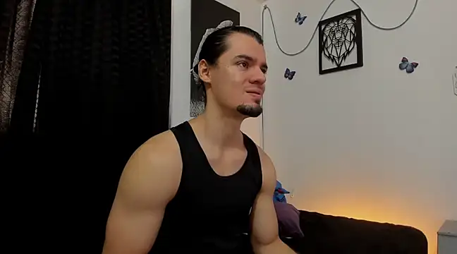 Snapshot of maxi_styles chatting on 3, 2, 2025 maxi styles online show from 3, 2, 2025