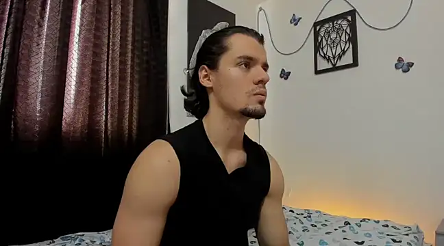 Snapshot of maxi_styles chatting on 15, 3, 2025 maxi styles online show from 15, 3, 2025