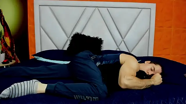 Snapshot of maxi_styles chatting on 21, 2, 2026 maxi styles online show from 21, 2, 2026