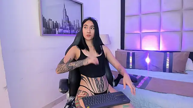 Snapshot of MeganPresleyy chatting on 20, 7, 2026 MeganPresleyy online show from 20, 7, 2026