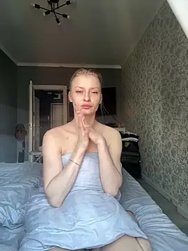 BeatriceXCute online show from 18, 2, 2025