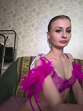 BeatriceXCute online show from 12, 11, 2025