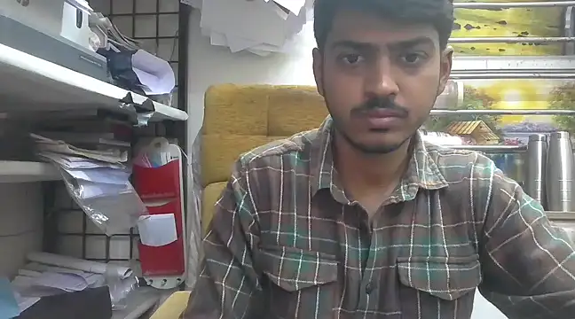 Snapshot of cute_modell chatting on 28, 2, 2025 cute modell online show from 28, 2, 2025