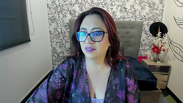 Victoria Adamns online show from 22, 2, 2025