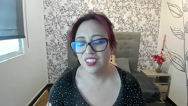 Victoria Adamns online show from 10, 3, 2025