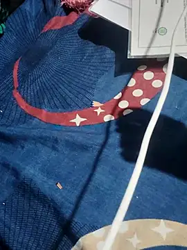 upamacouple1 online show from 1, 11, 2025