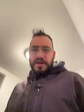 leonardohot1987 online show from 13, 1, 2025