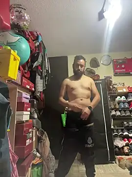 leonardohot1987 online show from 28, 2, 2025