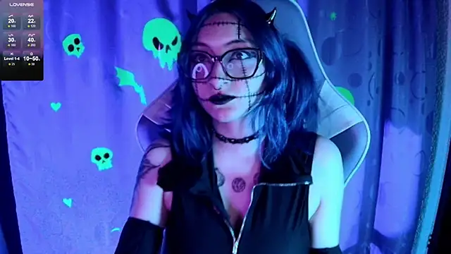 Kimlennox  online show from 21, 11, 2025