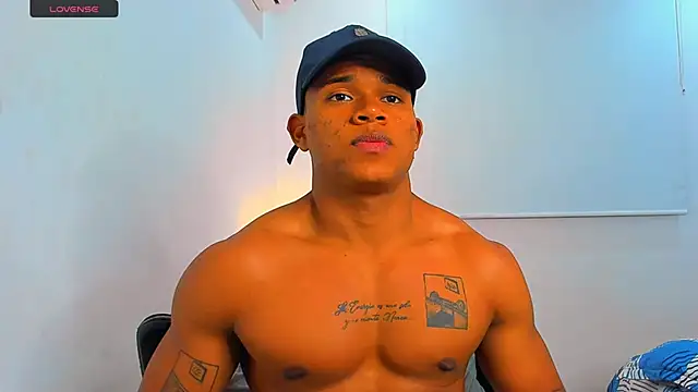 Snapshot of maxsteel177 chatting on 14, 3, 2025 maxsteel177 online show from 14, 3, 2025