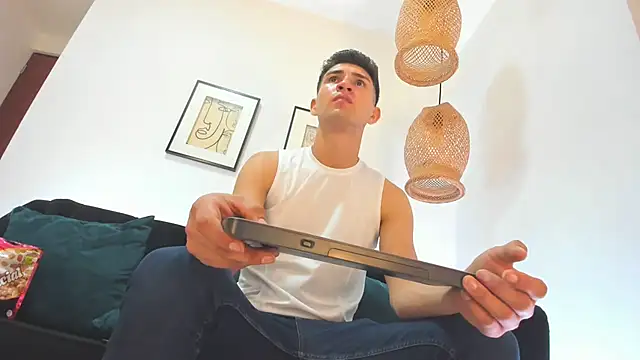 orlando yate online show from 21, 3, 2025