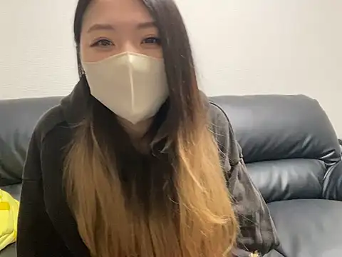 Snapshot of yazawa_oO chatting on 28, 1, 2025 yazawa oO online show from 28, 1, 2025