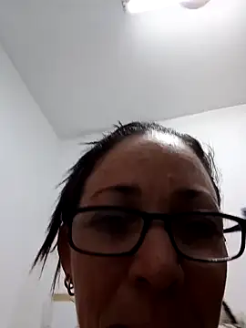 Snapshot of Zuzell_Sweet chatting on 3, 2, 2025 Zuzell Sweet online show from 3, 2, 2025