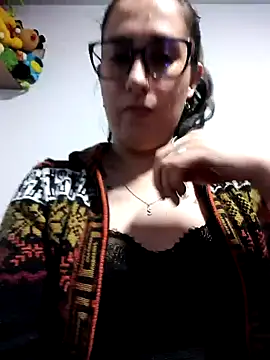 Snapshot of CHARLOTTE_1711 chatting on 12, 11, 2025 CHARLOTTE 1711 online show from 12, 11, 2025