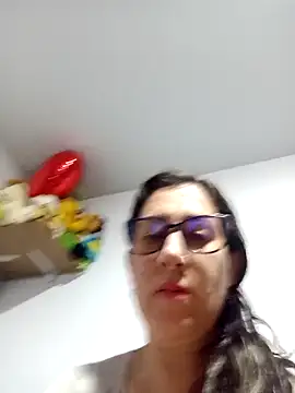 Snapshot of CHARLOTTE_1711 chatting on 26, 11, 2025 CHARLOTTE 1711 online show from 26, 11, 2025