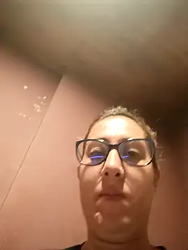 Snapshot of CHARLOTTE_1711 chatting on 27, 2, 2026 CHARLOTTE 1711 online show from 27, 2, 2026