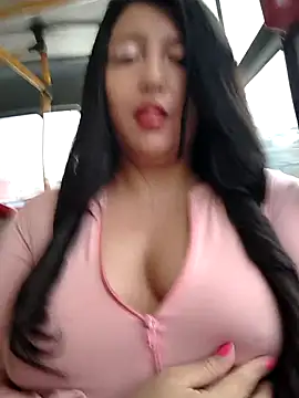 Melyy Edii online show from 5, 3, 2026