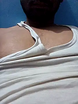 Snapshot of lusty_male69 chatting on 17, 10, 2025 lusty male69 online show from 17, 10, 2025