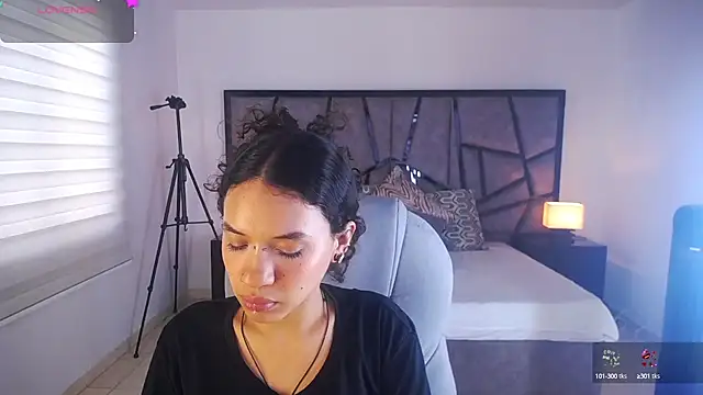 ilitzy cardona online show from 9, 9, 2025