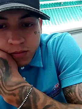 Snapshot of Briangalleta chatting on 16, 9, 2025 Briangalleta online show from 16, 9, 2025