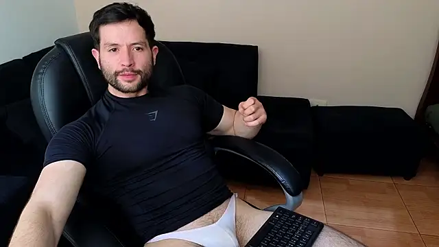 Snapshot of hairyncuteass chatting on 2, 2, 2026 hairyncuteass online show from 2, 2, 2026