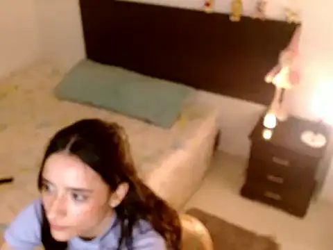 Aurrorasweet online show from 3, 2, 2025