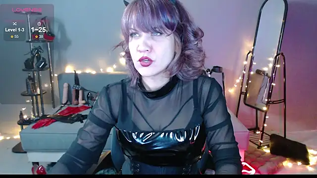 Snapshot of Goddess_Orsa chatting on 1, 2, 2026 Goddess Orsa online show from 1, 2, 2026