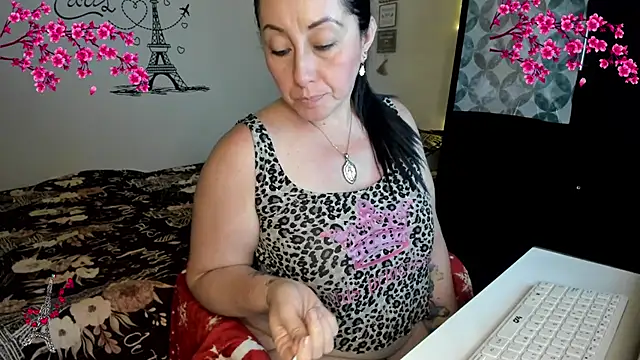 Snapshot of nataparis chatting on 16, 5, 2026 nataparis online show from 16, 5, 2026