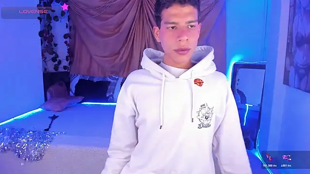 Ethan Boyy online show from 8, 11, 2025